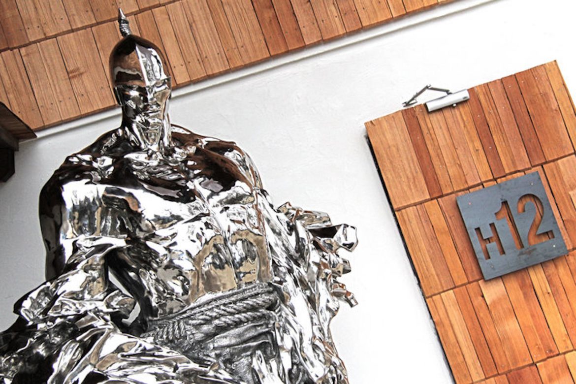 Sleep In An Art Gallery At H12