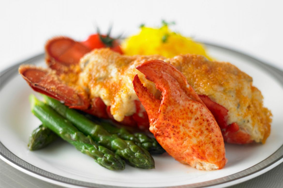 Singapore Airlines Goes “Farm-to-Plane” Fresh